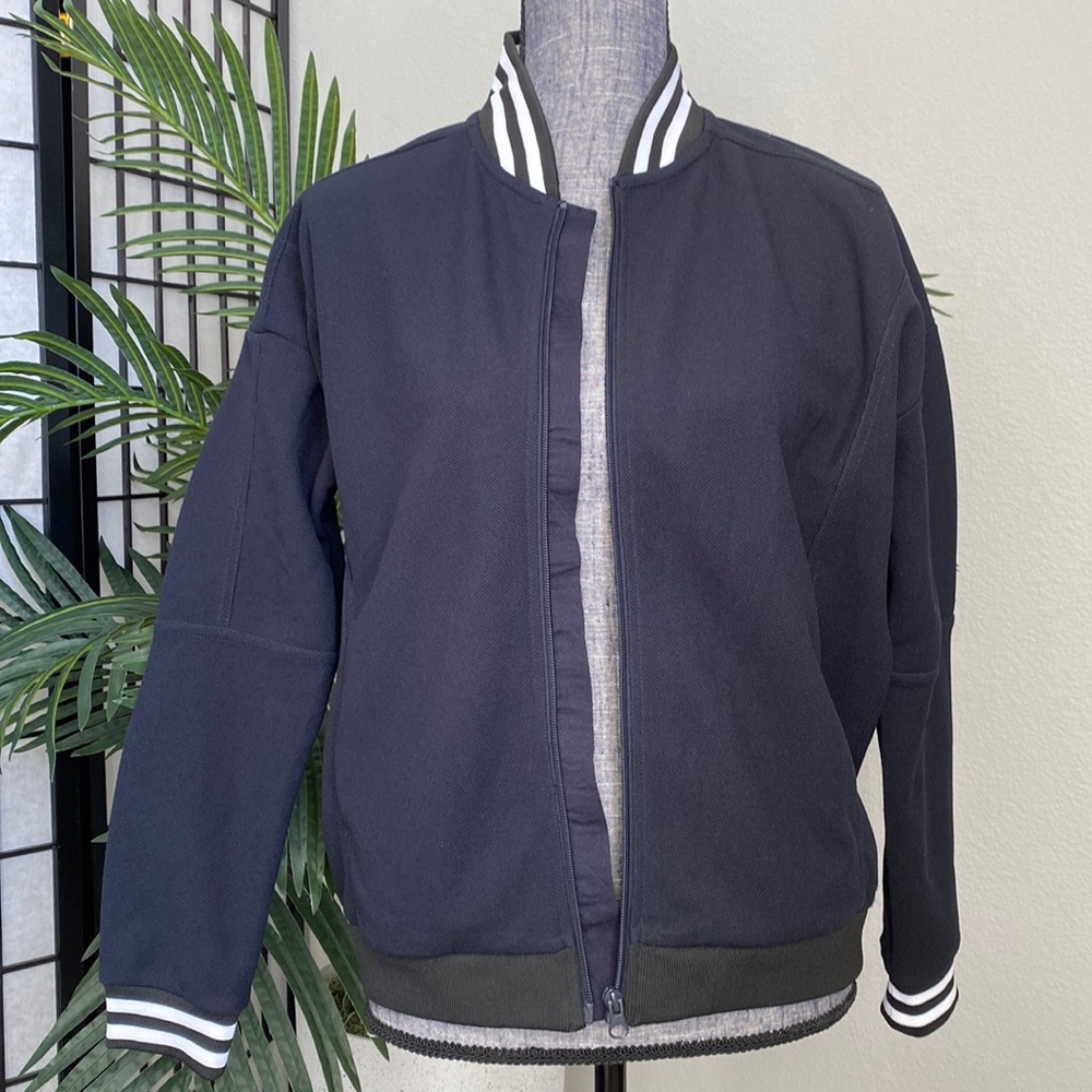 Light Jersey Style Jacket Navy Blue with Black & White Trim Size 8